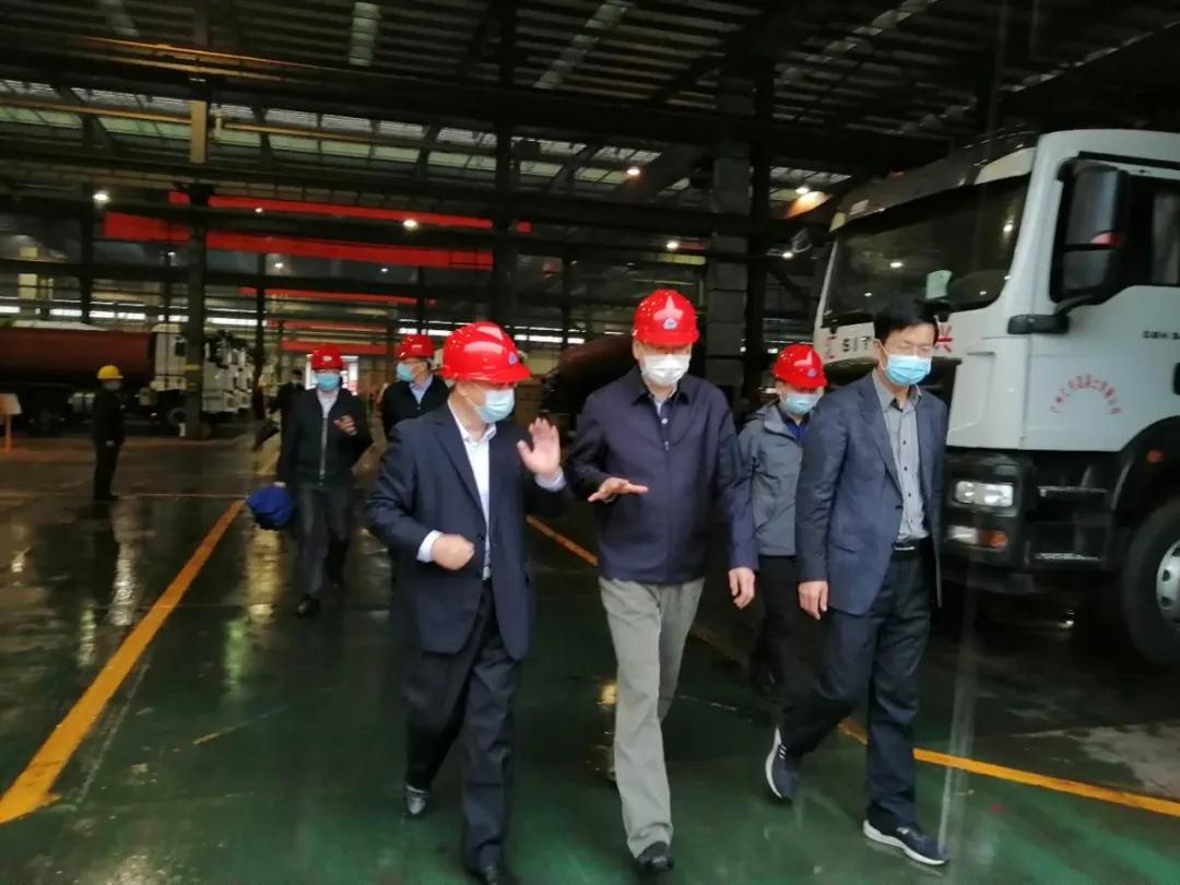要闻：市委书记陈瑞峰莅临湖北ballbet贝博艾弗森调研企业疫情防控和复