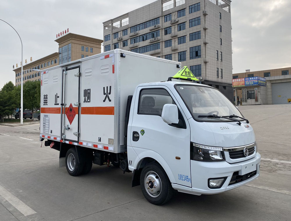 易燃气体厢式运输车   ，厢式运输车   ，ballbet贝博艾弗森汽车集团