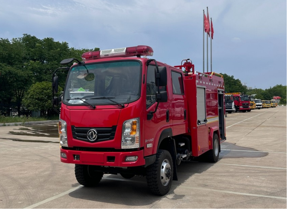 ballbet贝博艾弗森CSC5090GXFSG35/E6型 水罐消防车